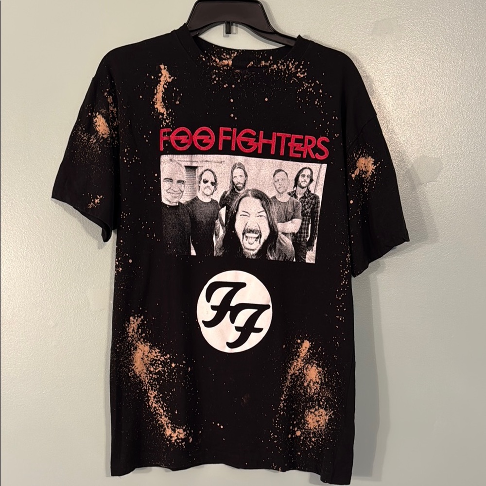 Foo Fighters Graphic Tee - Black and Red